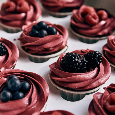 Капкейки с ягодками №14