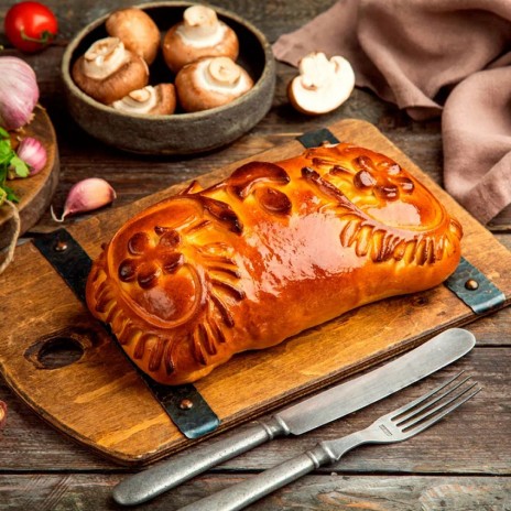 Кулебяка овощная, с курицей и грибами
