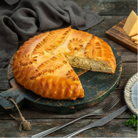Пирог с сыром и зеленью 1 кг