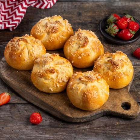 Пирожки с клубникой